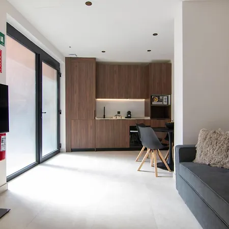 Vlc Host - Luz Casanova Apartment *