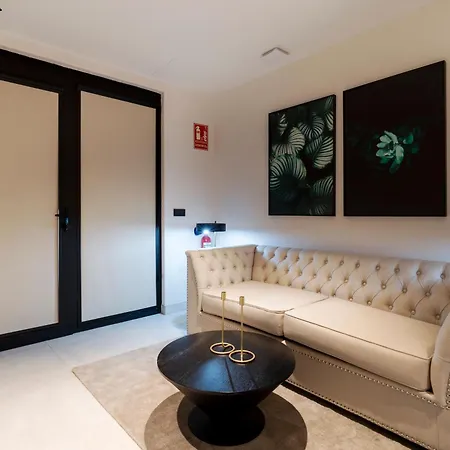 Vlc Host - Luz Casanova