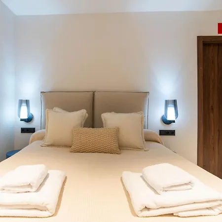 Vlc Host - Luz Casanova