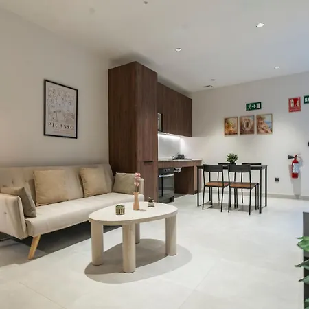 Vlc Host - Luz Casanova Appartement